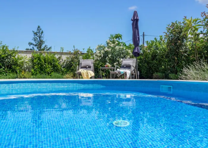 Studio Apartment With Pool